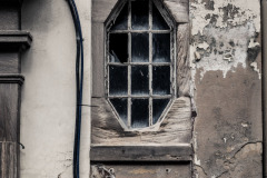 It stays dark inside