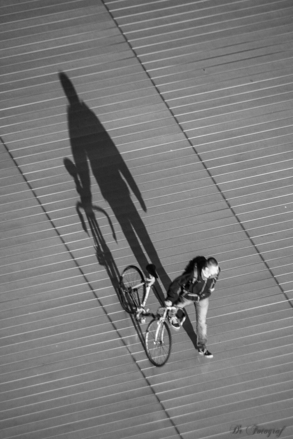 Der Schatten des Radfahrers